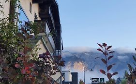 格森斯阿尔卑斯艺术酒店